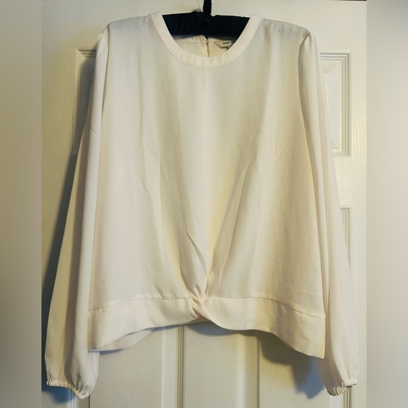 Nine West long sleeve twist front top, white, NWOT, XL - Picture 1 of 7